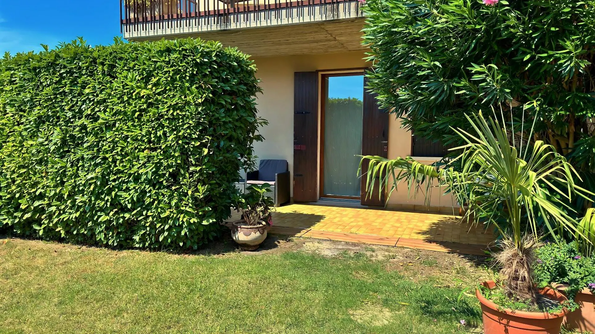 Incanto Apartment Lazise - Pools E Garden 0*,  Italy