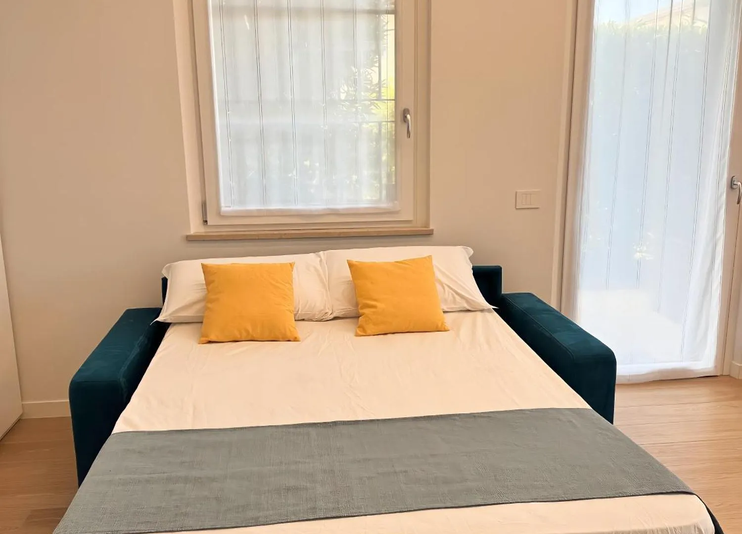 Incanto Apartment Lazise - Pools E Garden Italy
